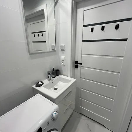 Sosna Z Basenem W Blue Mare, Appartement Łukęcin