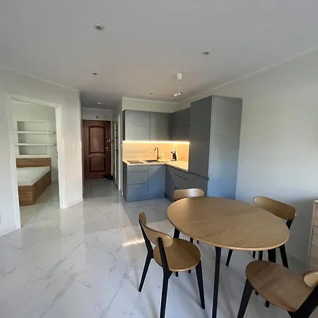 Sosna Z Basenem W Blue Mare, Apartmán *