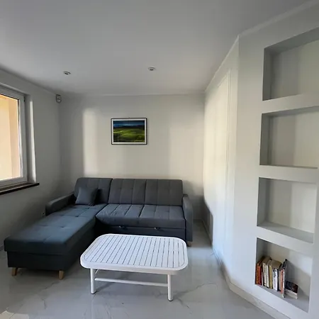 Sosna Z Basenem W Blue Mare, Appartement Łukęcin