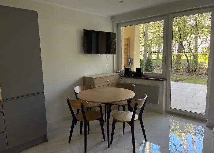 Sosna Z Basenem W Blue Mare, * Łukęcin